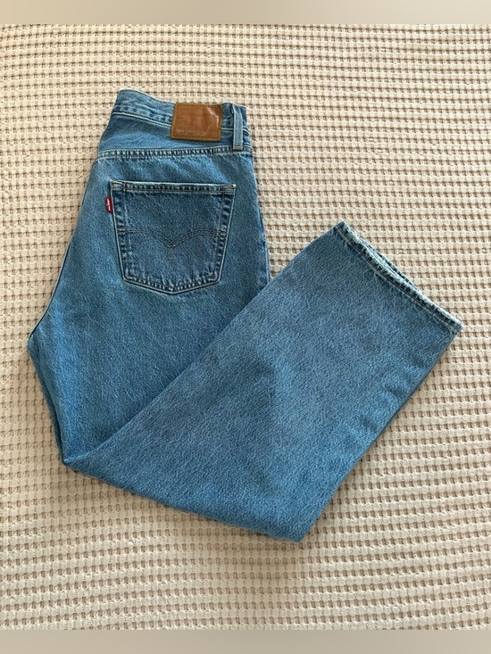 Levi's Denim - Levi’s 501 ‘90s Straight Leg Jeans Medium Wash W31 L27 Button Fly